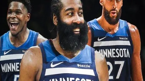 阿申纳错失良机，点球不敌10人曼联，代价惨重出局